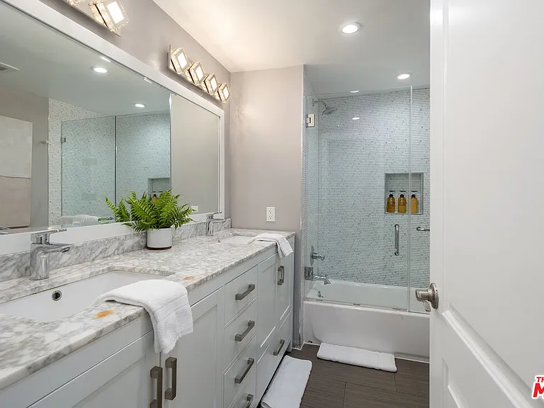 22711 Margarita Dr — Photo 55