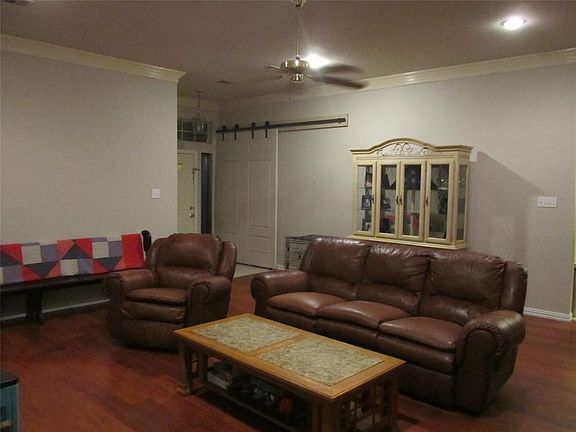 4th image of 2418 Black Spruce Ct