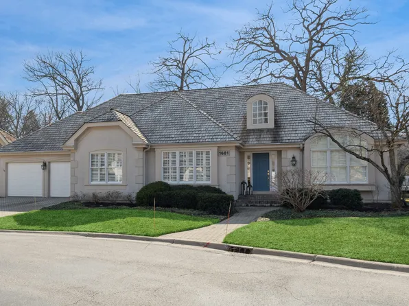 1681 Harvard Ct, Lake Forest, IL 60045