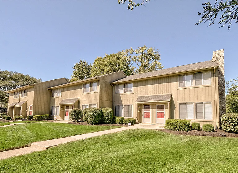 Community Townhome Building at The Woods of Eagle Creek