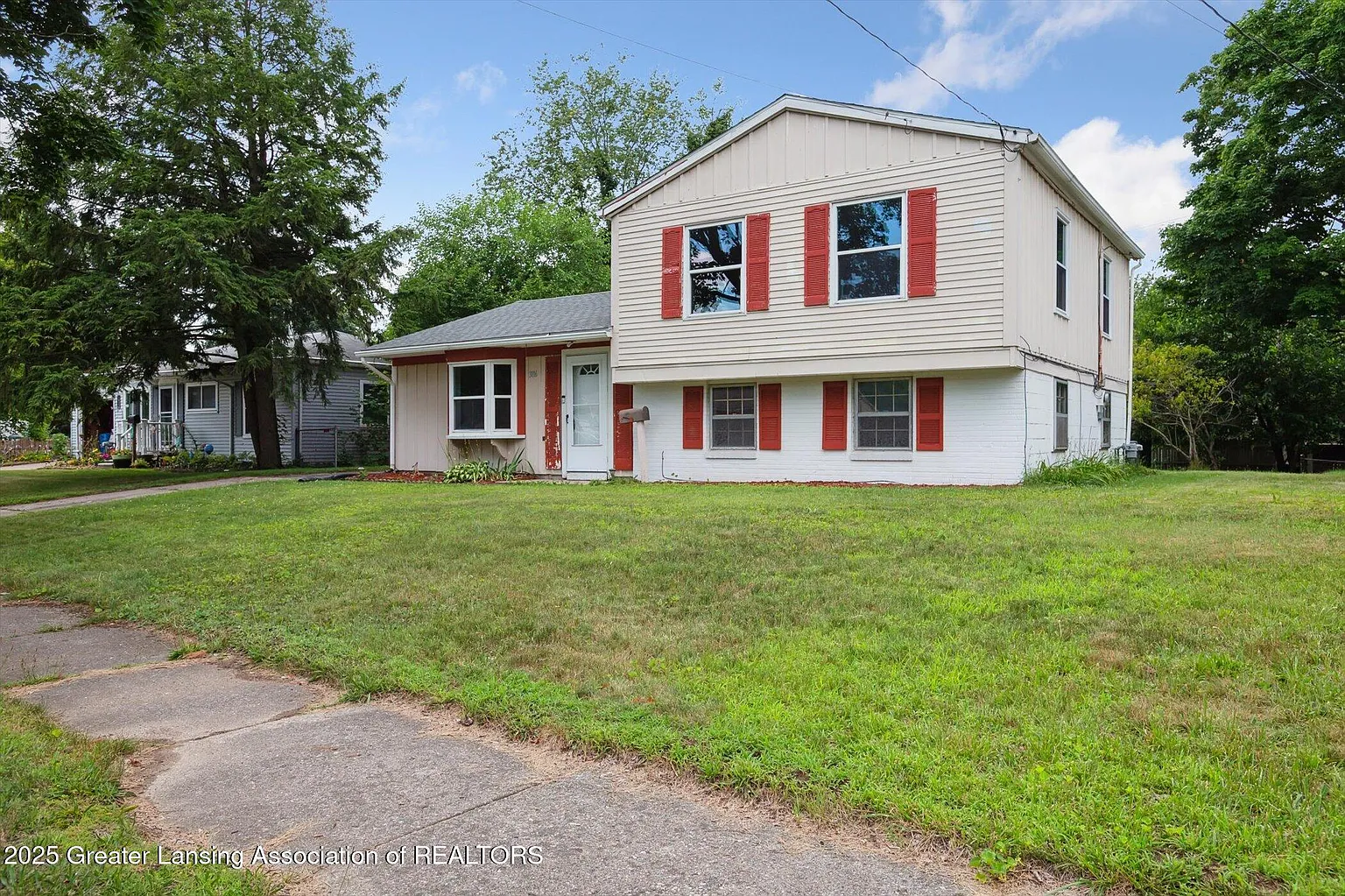 3816 S Deerfield Ave photo 1