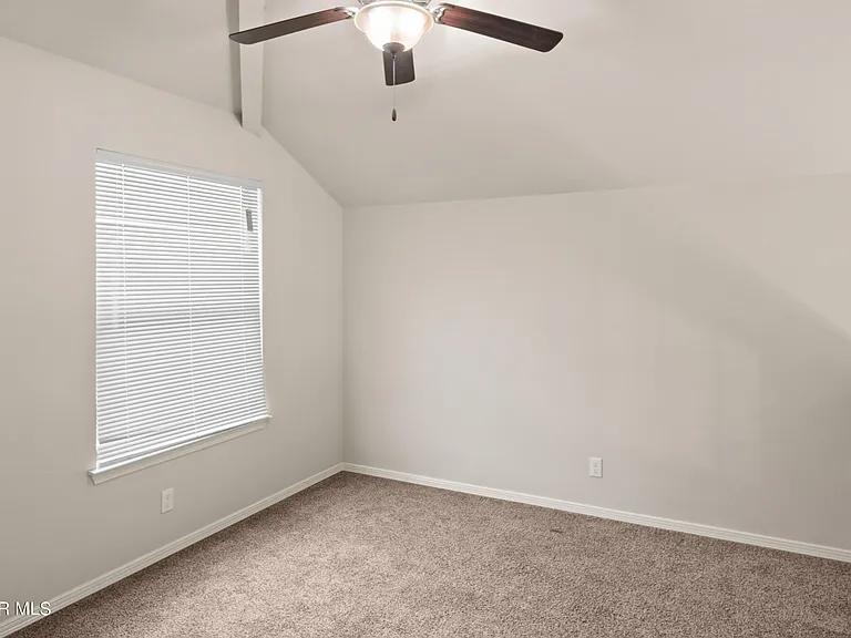14432 Russell Borea Ave — Photo 14