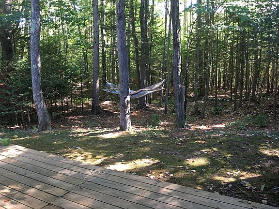 4th image of 4 Oak Dale Dr