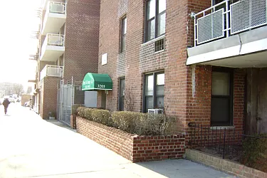 Rented by Kings & Queens