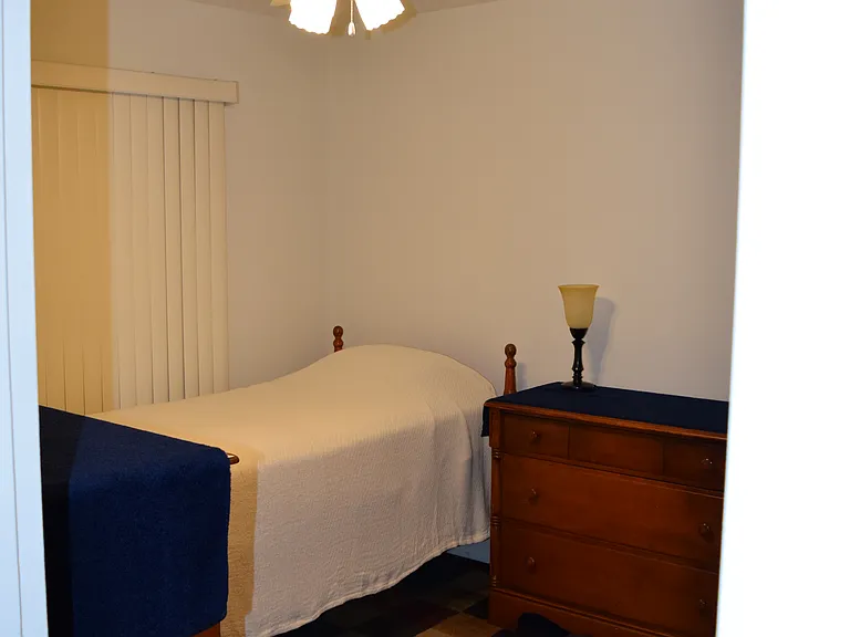 420 Midwest Pkwy — Photo 4