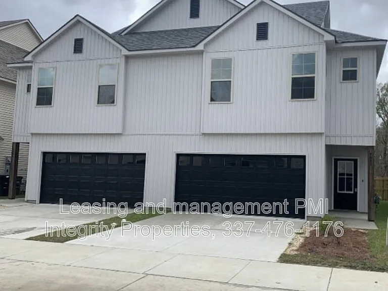 7832 Pisa Dr — Photo 1