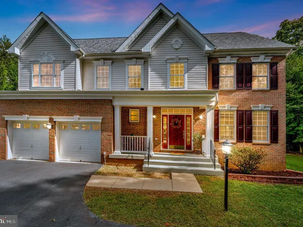 5300 Austra Pl, Woodbridge, VA 22193