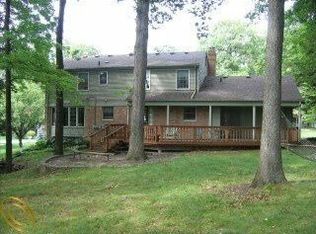 1839 Campus Ct, Rochester Hills, MI 48309