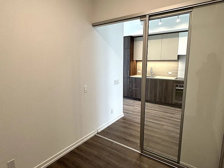 7890 Jane St #5207 — Photo 13