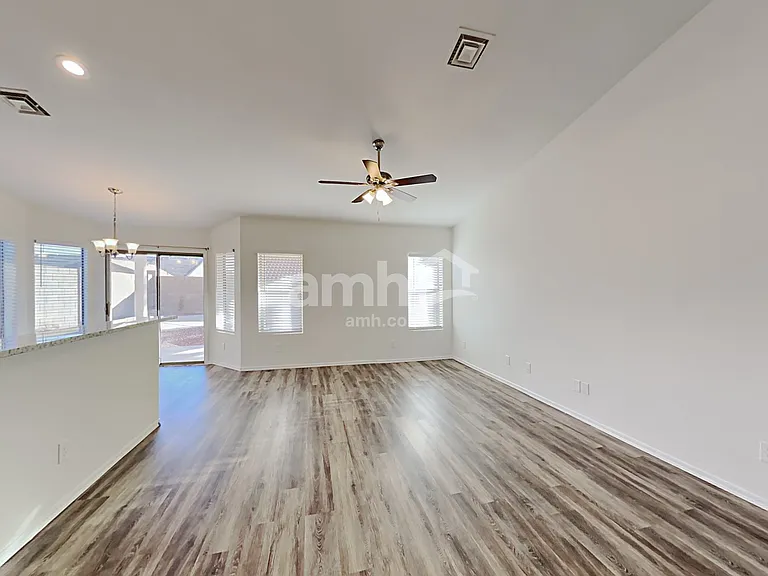 11535 E Dartmouth St — Photo 8