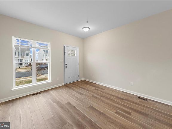 4th image of 310 Appleby School Rd