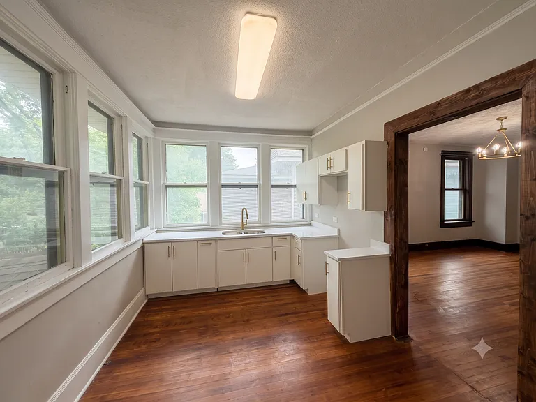 1258 Agnes Pl — Photo 32