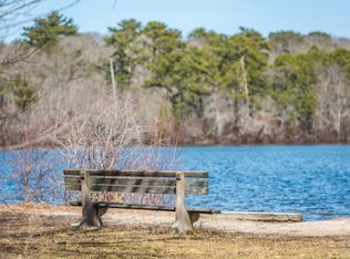 95 Pond Cir, Mashpee, MA 02649