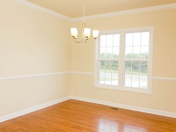 3rd image of 1710 Lookout Dr