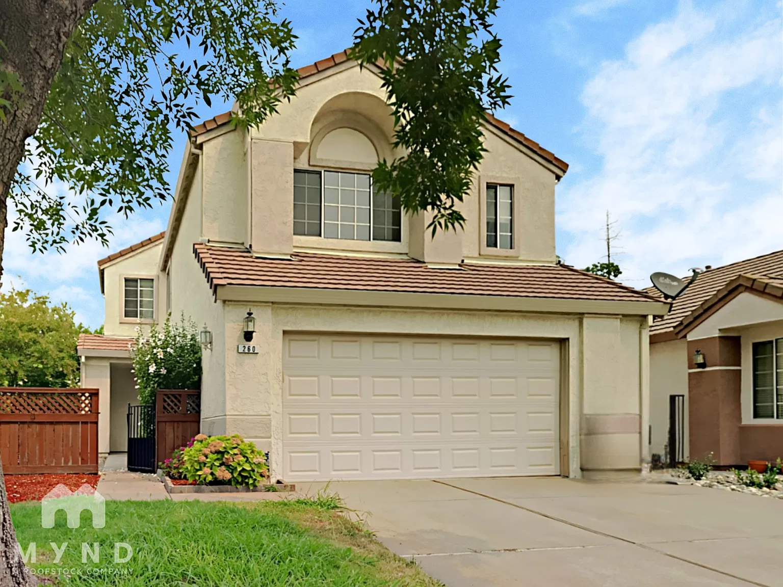 3 bed, 3.0 bath, 1648 sqft, $2,799 — Photo 1