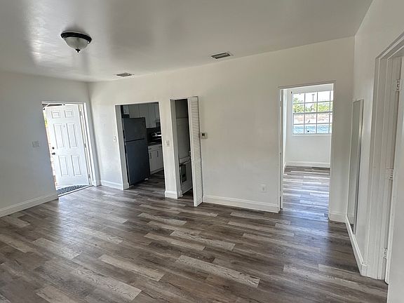 2nd image of 1812 NW 22nd Ave #2
