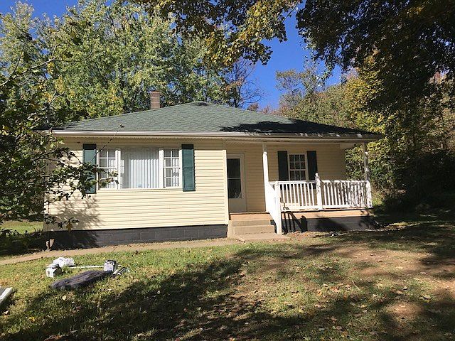 2nd image of 961 Schaffer Rd