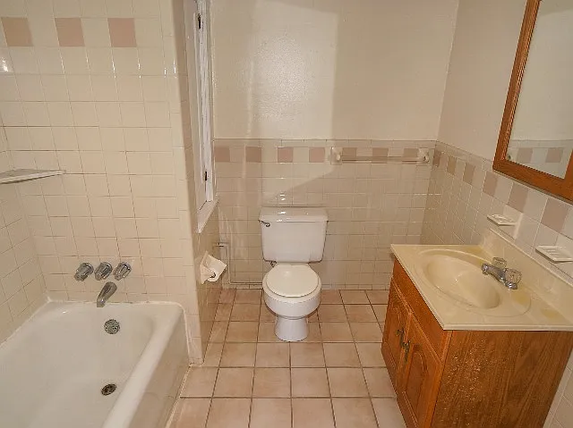 Bathroom Bathroom
