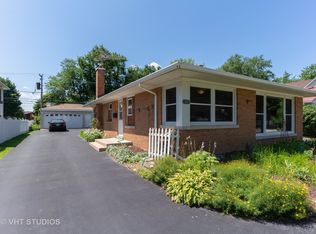 118 S Belmont Ave, Arlington Heights, IL 60005