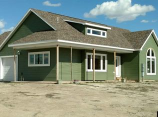 20 Amber Ridge Rd, Glenrock, WY 82637