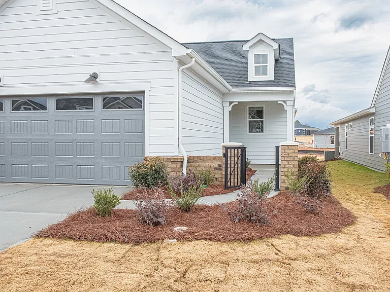1535 Pebble Shore Ln — Photo 27