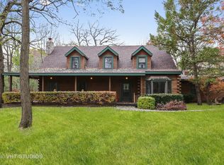 24627 W Magnolia Dr, Antioch, IL 60002