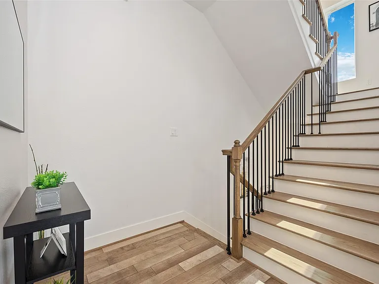 5914 Val Verde St — Photo 22