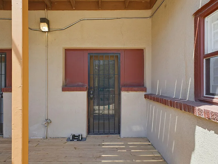 1640 N Downing St #103 — Photo 27