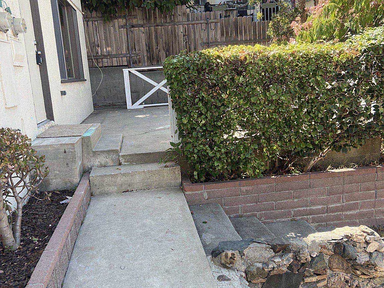 2609 Voorhees Ave — Photo 19