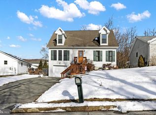 3 Independence Dr, Mount Holly Springs, PA
