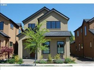 2953 Lord Byron Pl, Eugene, OR 97408