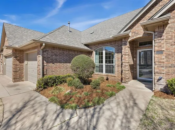 709 Hawks Lndg, Edmond, OK 73003
