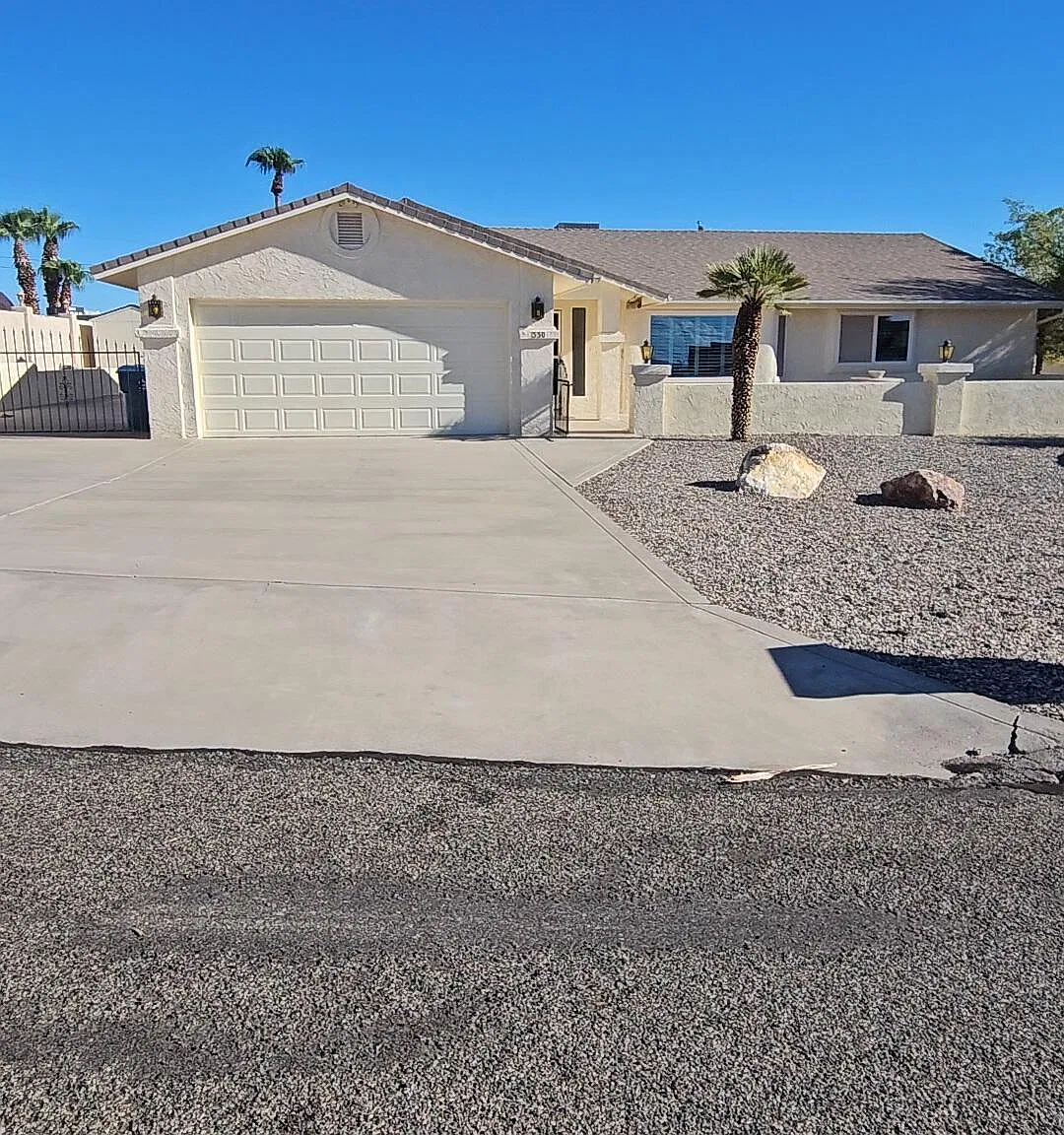 3 bed, 2.0 bath, 1682 sqft, $2,200 — Photo 1