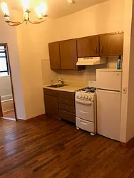 Rented by K & O Realty Associates Inc.