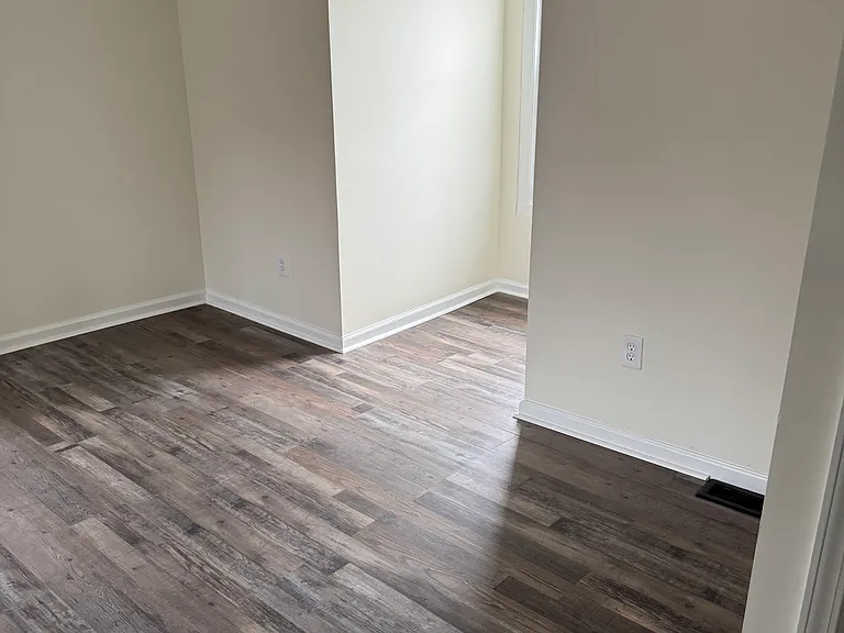 261 Beach Ave #2 — Photo 10