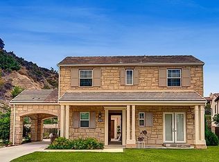 1590 N Hibiscus Ave, Azusa, CA 91702