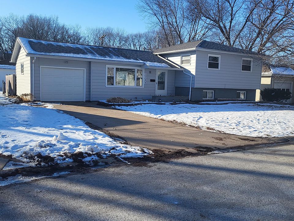 1st image of 1744 Elmwood Dr
