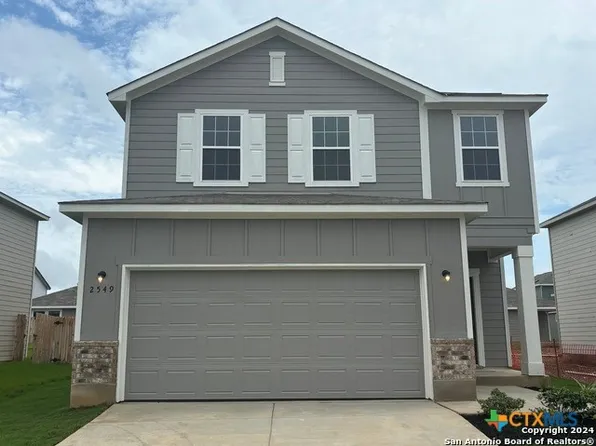 2549 Windle Ln, Seguin, TX 78155