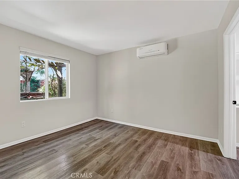 8211 Quartz Ave — Photo 15