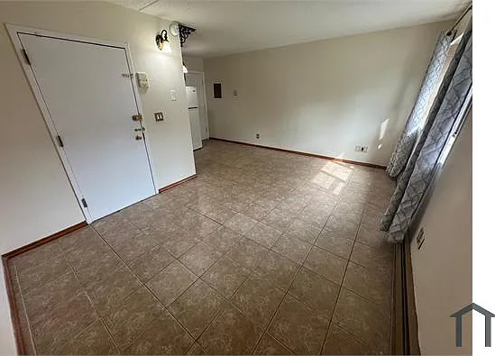 5611 Clover Pl #0 — Photo 1