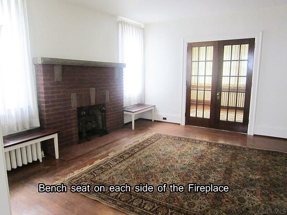 3rd image of 1133 Confer Ave