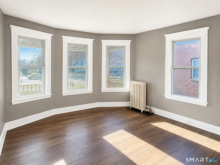 696 N Main St #2 — Photo 5