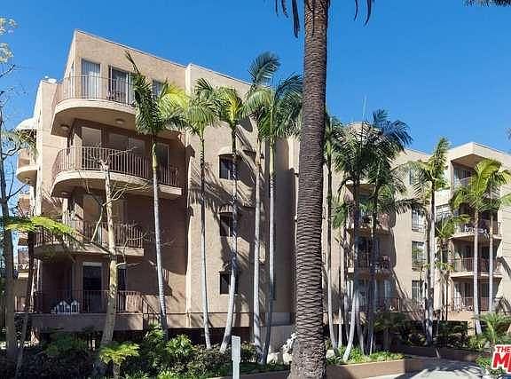 4th image of 211 California Ave Unit 202