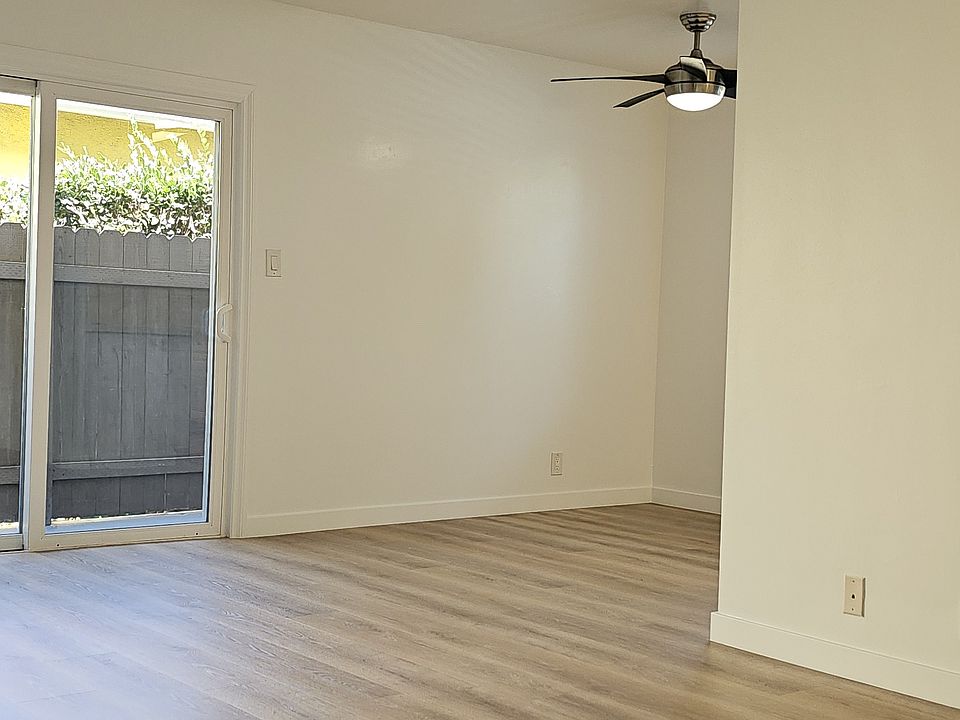 Living room / Dining room