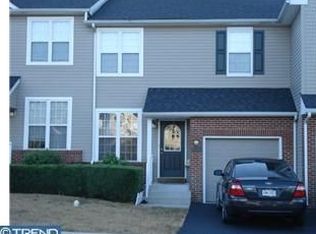 423 Nottingham Ln, Collegeville, PA 19426