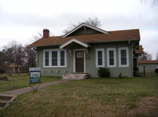 2408 Bonham St, Paris, TX 75460