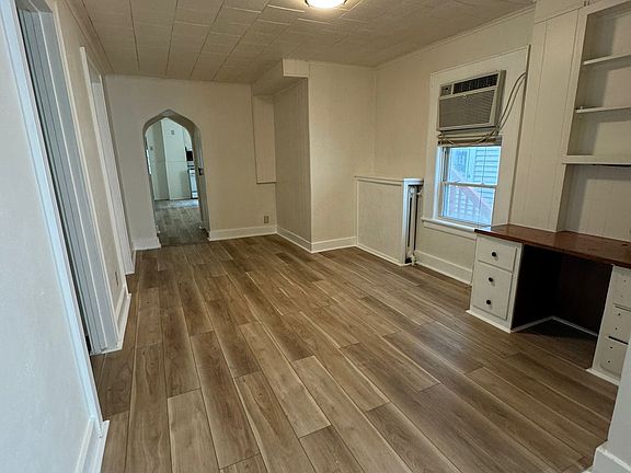 4th image of 1208 Butternut St #1
