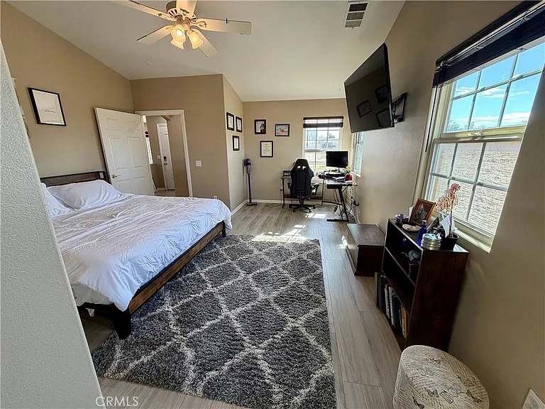 9725 Susan Ave — Photo 18