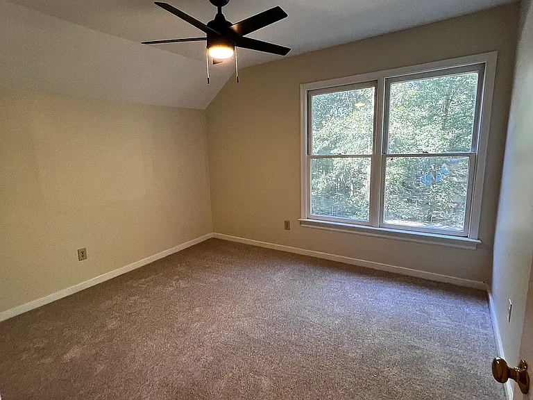 2100 Deer Meadow Ln — Photo 20