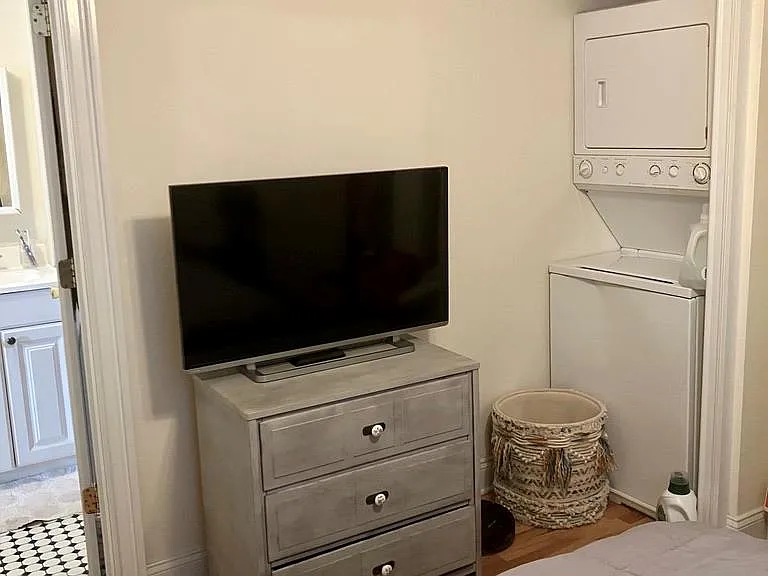 36 E Catherine St #2 — Photo 9